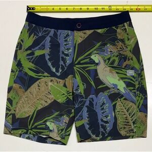 Rhone Barrier Swim Shorts Mens Small Tropical Floral Parrot Blue Green 6 Inseam
